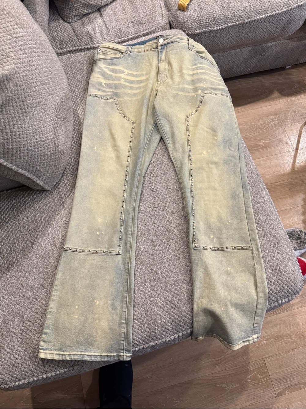 Men's Flare Jeans in Faded Olive